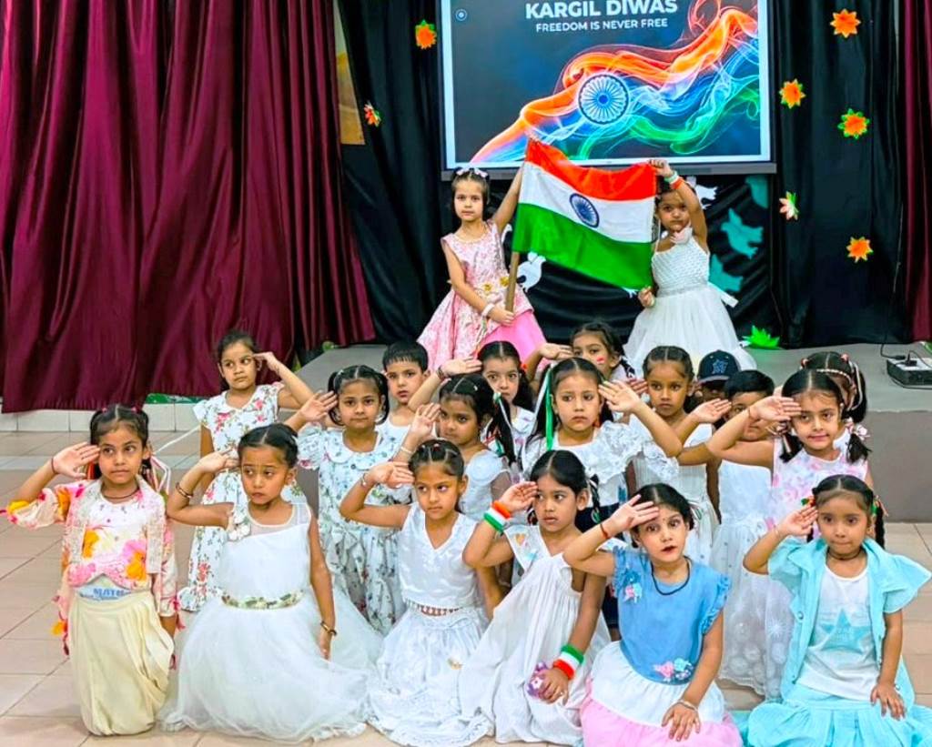 DAV Public School organized a threeday program dedicated to Kargil Vijay Diwas under the Hindi Literature Club